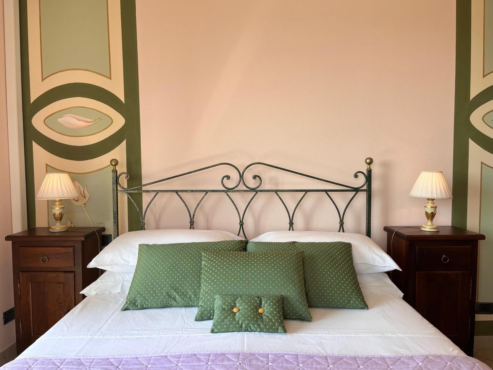 Belvedere Bike Hotel Montà المظهر الخارجي الصورة