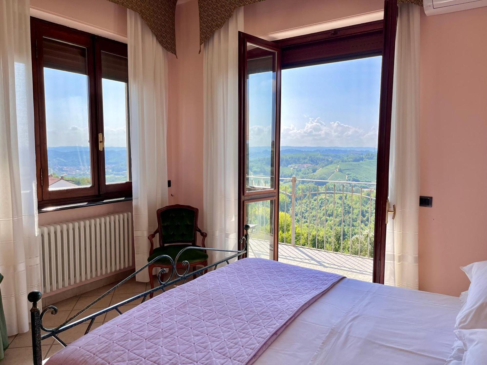 Belvedere Bike Hotel Montà المظهر الخارجي الصورة